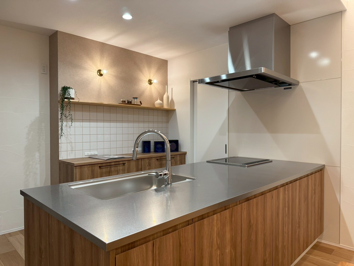 <br /> <b>Warning</b>: Use of undefined constant image10 - assumed 'image10' (this will throw an Error in a future version of PHP) in <b>/home/oriken1/oriken.com/public_html/cms/wp-content/themes/oriken/single-works.php</b> on line <b>119</b><br /> <br /> <b>Warning</b>: Illegal string offset 'alt' in <b>/home/oriken1/oriken.com/public_html/cms/wp-content/themes/oriken/single-works.php</b> on line <b>119</b><br /> i